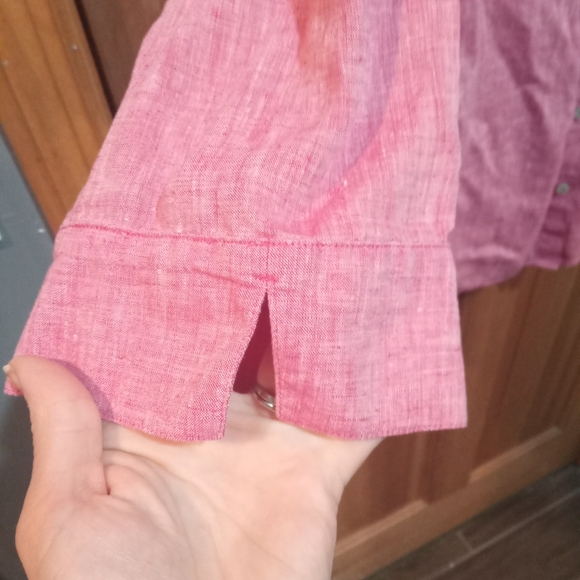 Chicos 100% linen red button up top size 20/22 - Picture 4 of 6